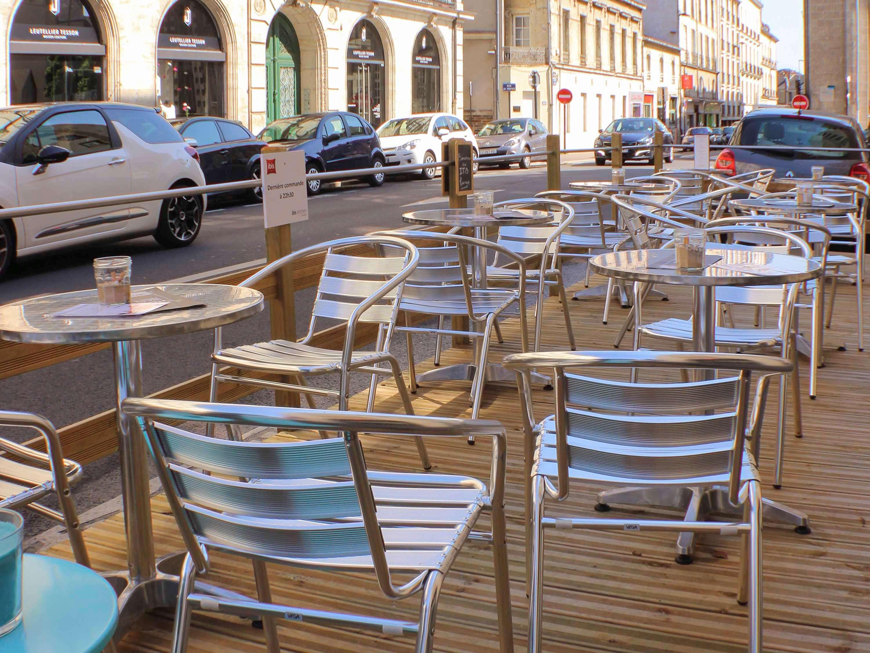 Hotel Ibis Centre Tour Bretagne 3*